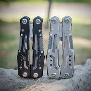 Features knife, pliers, screwdrivers