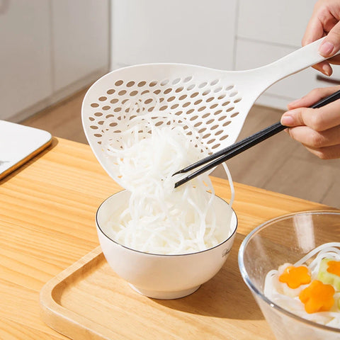 Home Kitchen Leaky Spoon Large Multi-Purpose Fishing Noodle Long Handle Non-Slip Round Strainer Drainer Eco-Friendly