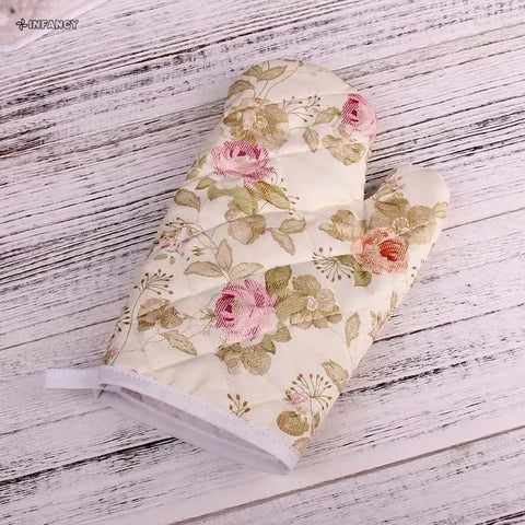 Microwave Oven Heat Insulated Gloves Kitchen mitts Hot Resistant Cooking Baking Anti-scalding Glove Kitchen Accessories