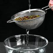 stainless steel sieve with handle Fine Mesh Strainer Stainless Steel Oil Filter Flour Colander Sieve Juice Sugar Frying Strainer